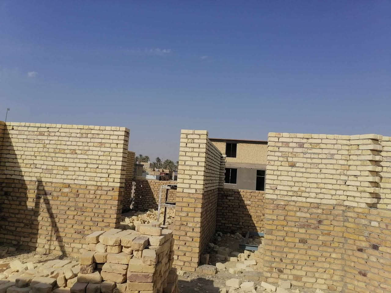 شغل طابوق حسب الطلب يوميه مقطوعه اشراف مهندس هذا41078334149 رقمي*********** ***********5
