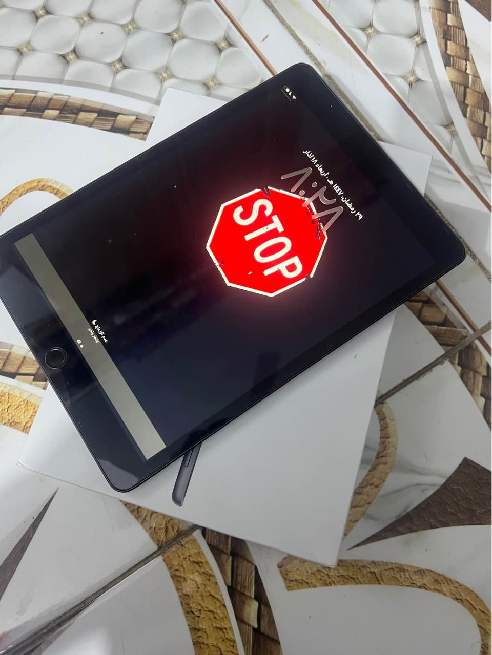 السلام عليكم ايباد 9 للبيع ذاكره 64 الجهاز جديد بعده بل ضمان بطاريه 97  غراض كامله سعره 250  مكاني بغدادالحسينيه رقم *********** موجود بي واتساب الفارس, صلاح الدين
