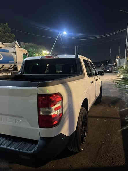 للبيع فورد مافرك هايبرد 2024 XL لونها أبيض مكانها بغداد مرقمه باسمي للتواصل الاتصال على الرقم ***********
