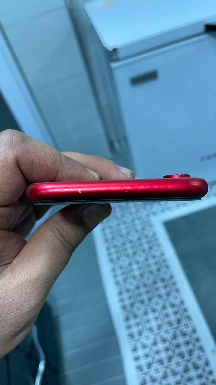 ايفون XR ذاكرة 128 جهاز شغال 100‎%‎ 
مبدل بطارية فقط  نظافة 90 
كاميرات شغالة 
فلاش اتصال واي فاي بلوتوث بصمة وجه كلشي شغال بس بطاريته تعبت وبدلتهه 
السعر 190 قفل قفل مكاني بغداد الحرية
***********
