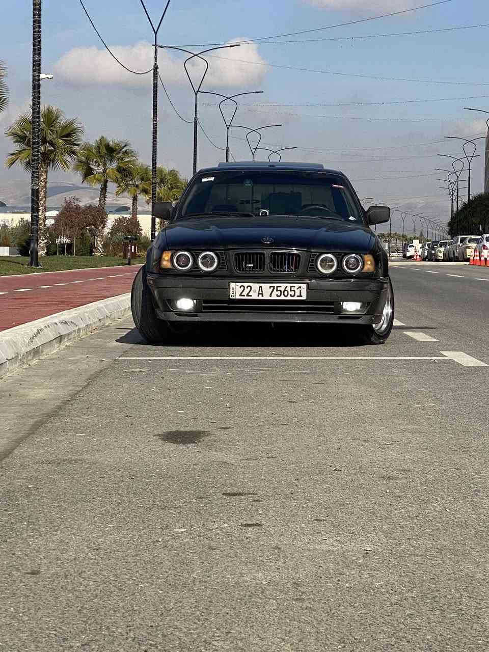 السلام عليكم بيئم للبيع
مديل 1991
شاصي 520
مكينه525
بجم عريض. لايت زنون سوارات 
دعاميه ام 
غرفه جديده 
صبغه جديده
سيارع متعوب عليه كلش 
رقم اربيل بسمي مداور ثاني يوم 
مكان السياره النجف الاشرف 
للستفسار ***********
***********
