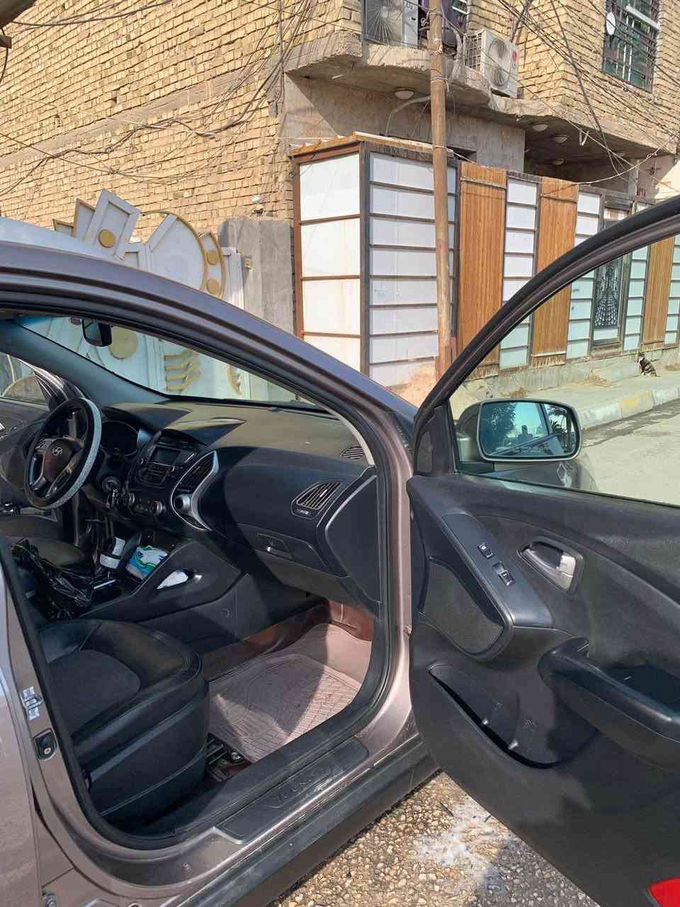 السلام عليكم

سياره توسان للبيع موديل 2012  وارد امريكي 
محرك 2400 دوش 

حادثه بنيد وجاملغ وجاملغ عكس سايق فقط صبغ بدون داخل 
فور ويل 

سعره 125 وبيه مجال مكانه كربلاء 

‭+964 772 727 9327‬ كربلاء, العراق


**إذا كنت صاحب هذا الإعلان وتريد حذفه لأي سبب، رجاءا أرسل رسالة إلى الدعم الفني**