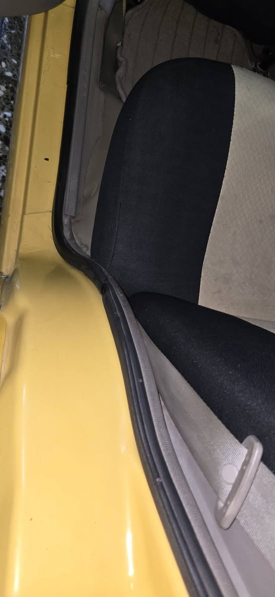 السلام عليكم
للبيع شيري كوين موديل 2011  سياره مال بيت ماشيه 76 حقيقي محرك كير بلادي اوكلشي بيه بلادي   رقم انكليزي الى 2030 مصفرة النقابه الى نهاية 2026 
تخم تايرات جدد باتري جديد صدر امامي خلفي جديد 
السعر 40 وللتفاصيل الاتصال على رقم ***********  بي واتس  المكان بغداد
