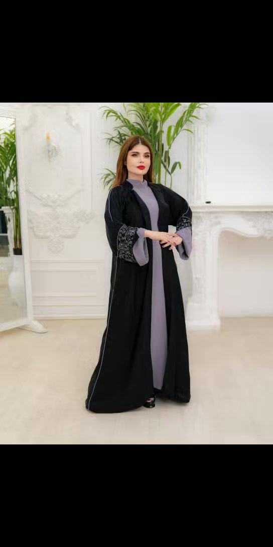 �� بسم الله توكلنا على الله  ��

�� ومازال لدينا إبداع لم يصل إليه أحد �

#أحدث صيحات الموضة العالميةلعام 2025 

�الشغل تطريز حاسبة ��
�مڪون من � قطع      
⤶بشت حرير أماراتي
⤶فستان زوم الأصلي �
⤶شـال

#هاينك

 

�اتلبس  :- من وزن 50 الى 115 
�� الألوان :- 
←زيتوني
←رصاصي

� السعر الحالي  :- 50  فقط�


**إذا كنت صاحب هذا الإعلان وتريد حذفه لأي سبب، رجاءا أرسل رسالة إلى الدعم الفني**