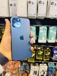 ١٢ برو ماكس  بطاريه 79  ذاكره ٢٥٦  جهاز مبدل شاشه فقط ول فيس ايدي واكف...