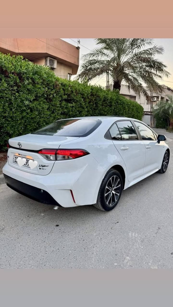 كورلا 2025 هايبرد ماشية 10 الاف 
كفالة عامة من الصبغ والبارد 
بيها رصعة بس على وضعها 
مكاني بغداد العامرية 
السعر 149 ومجال حك الجية بسيط 
رقم بغداد باسمي 
***********
