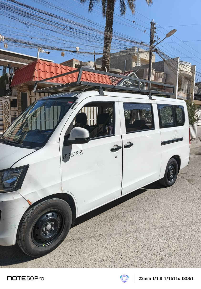 سلام عليكم فاو للبيع موديل 2015 سياره كلش حلوه مال شغل ماشية 87 ألف تبريد قطعتين ثلج ❄❄❄ تخم تايرات بجم عالي ناصي بلوجكتر زنون شاشه كبيره سستم صوت بيها كلش حلو كامره أمامي وخلفي داشكم تسجيل سيباية ملاحضه السياره مصفر هيئه وضريبه هزه جديده رقم جديد دولي بسمي السعر 45 بيها مجال بصيط مكان السياره بغداد العامرية رقم تلفون ***********
