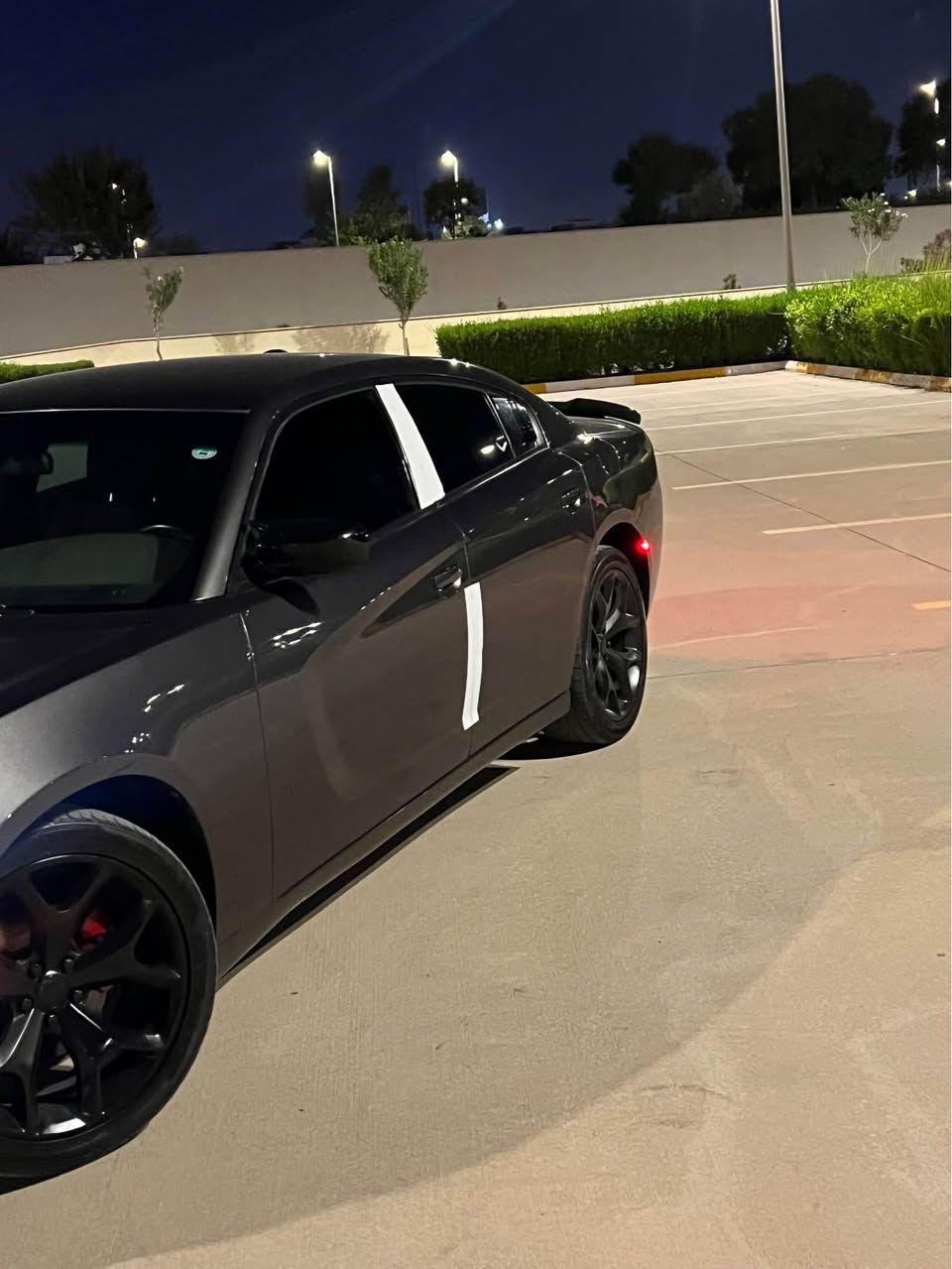 Dodge charger 2019SXT 
دۆج چارجر ٢٠١٩ 
شاشة كبير
کلین سیارە 
بدون سبوغ بدون بارد 
تحكمات ستيرن 
تحديد سرعة 
كاميرة
كشنات  كهربائية 
حساس خلفي
ماشی 119ميل 
سیارە بسمی
رەقم سنوی جدید 

مكان اربیل.      
*********** أربيل, العراق
