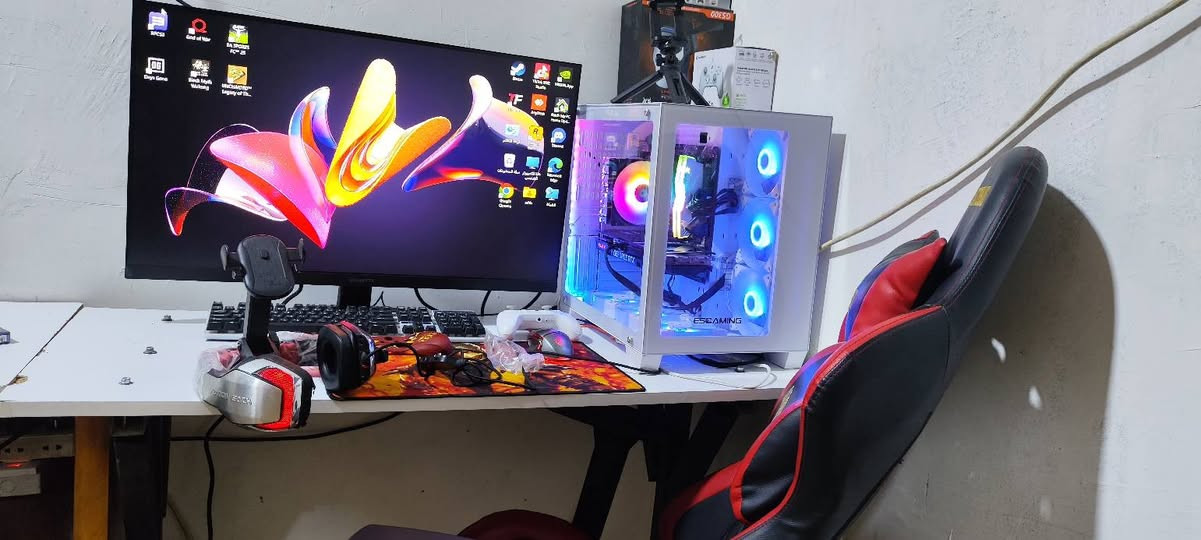 السلام عليكم حاسبه كيمك للبيع
السلام عليكم حاسبه كيمك للبيع 
محتاج واريد ابيعها ستب متكون شاشه حجم 32 +كرسي +يدات ثنين +ماوس حترافي كيبورد + سماعت كبيره اصليه + ميز انه مسوي حلو مرتب سعر 1650وبيه مجال استفسار على *********** مواصفات الجهاز:
المعالج (CPU): R5 5600X RYZEN
الرامات (RAM): 16G 3600HZ RGB TFORCE
اللوحة الأم (M.B): B550MK ASUS
كرت الشاشة (GPU): RTX 4060TI PNY 3FAN 8G
الهاردسك (M.2): 1T LEXAR 3.5 NVME
مزود الطاقة (PSU): 600W DEEPCOOL PF
المبرد (COOLER): stock (المبرد الأصلي للمعالج)
الصندوق (CASE): ES GAMING 6FAN RGB 
شاشه 2k
165hz
0.1s
‏ipsبيهة مود العاب و حماية عين من اشعة و مانع انعكاس
