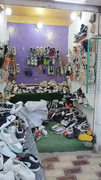 أحذية • شلعة كاملة • ١٠٠-٢٥٠قطعة