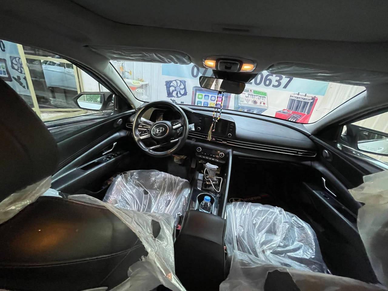 السلام عليكم من رخصة الأدمن
النترا للبيع مديل 2021 وارد أمريكي حادثه بس قبق الجنطه بدون دواخل السياره فول مواصفات مكينه 2000 دوش السيارة جديدة المواصفات حساسات خلفيه ورادار جانبي تدفئه تبريد الكشنات لايت زنون فتحه اشاير بل مري بصمه تشغيل عن بعد الأستفسار ***********
