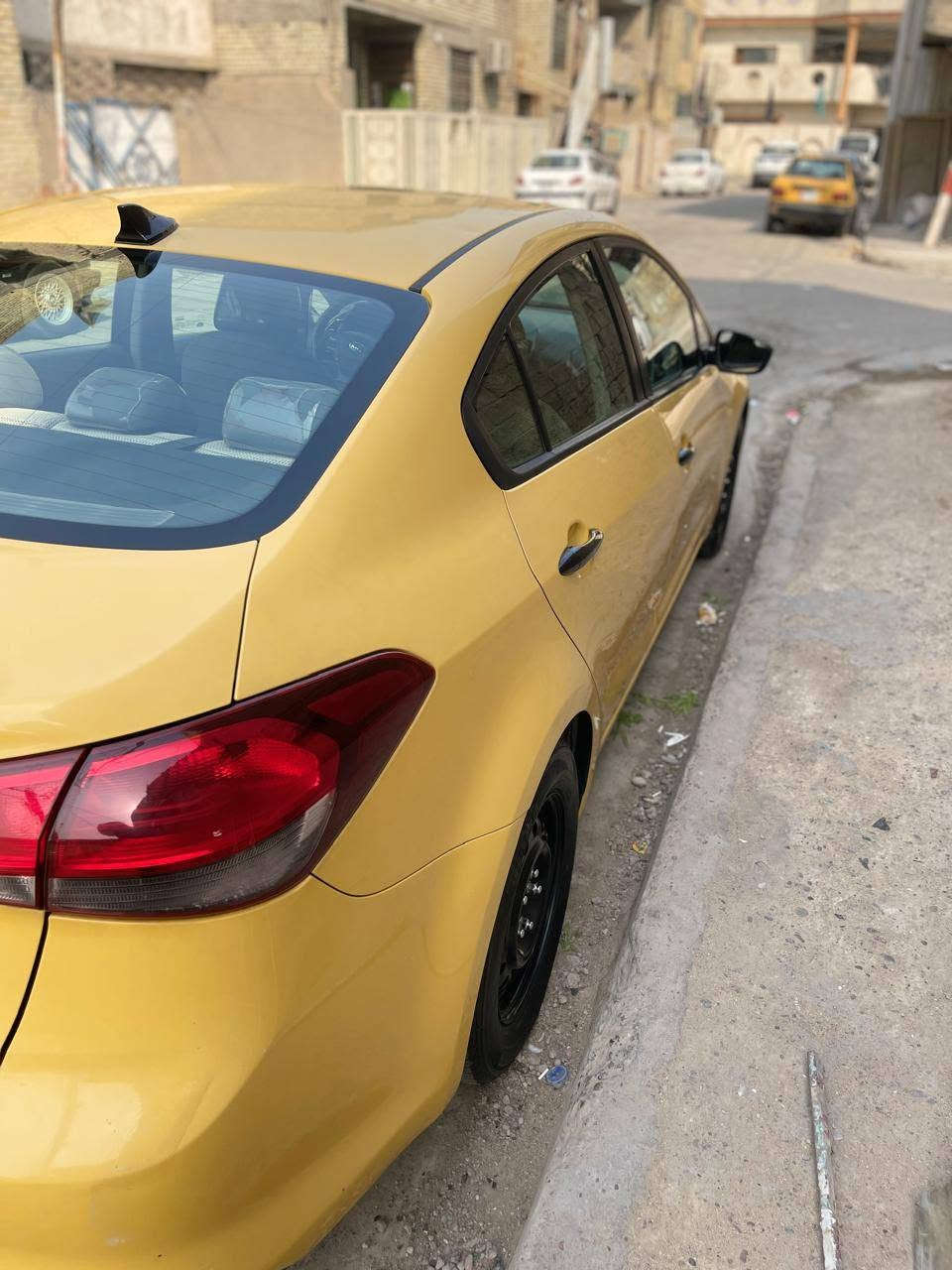 السلام عليكم كيا فورتي 2018  وارد مريكي 120   علوان بغداد الجديده رقم صاحب سياره ***********
