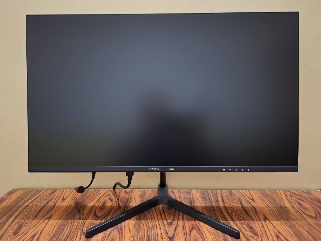 تجميعة+شاشة للبيع
مواصفات التجميعة:
معالج/ ryzen 3400g
مذربورد/B450
الرام/16GB DDR4
التخزين/١٢٠GB SSD
باور سبلاي/ 550W +80
الكيس/كيس ryujinx مع ٣ مراوح ARGB مع هاب تحكم كامل يقبل ٨ مراوح
التجميعة وياها هدية ماوس و كيبورد وايرلس+قطعة wifi خارجية
مواصفات الشاشة:
الدقة 1080×1920
100hz هرتزية
ips بانل
عمق الوان 10 bit
سرعة استجابة 1ms
وياها الستاند مالتها و كامل غراضها والكارتونة والشاشة مستخدمة شهر فقط
سعرها كلها 350 الف قفل 🔒 بدون عملة
فقط تجميعة 250 الف قفل 🔒 بدون عملة
مكاني بغداد حي الجامعة و توصيل ما عندي 
***********
