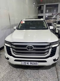 تويوتا لاندكروزر 2024 تون تيربو ساز فول موصفات متشيه 10 الف كفاله عامه...