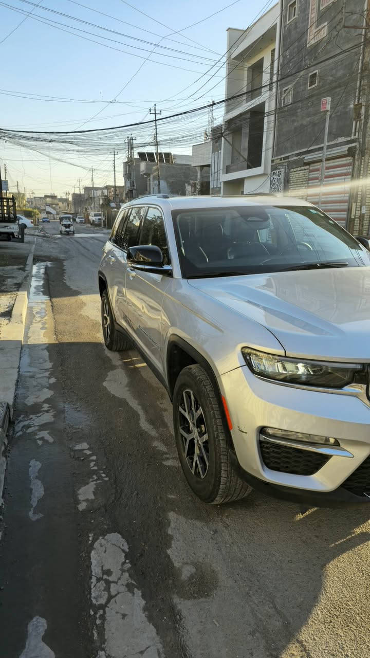 للبيع 2024 Jeep Limited (جيب المتد) - وارد أمريكي.
مواصفات كاملة FullOptions) و تفاصيل مميزة

الموديل: 2024

السعر 330 

المواصفات المتد (Limited) أعلى فئة بصمة، شاشة كبيرة، كراسي جلد كهرباء، رادار كاميرا، وغيرها من المواصفات

حالة الضرر حادث بسيط جداً بابين جانبيات وجاملغ ، تم تبديل القطع بنفس اللون شد بلاد بدون صبغ أو معجون

نهائياً.

الوضعية السيارة نظيفة جداً وبحالة ممتازة، جاهزة

للاستخدام وما محتاجة أي مصاريف.

ماشية 38 الف 

مكان السيارة الدورة 

 للتواصل والاستفسار: ***********
