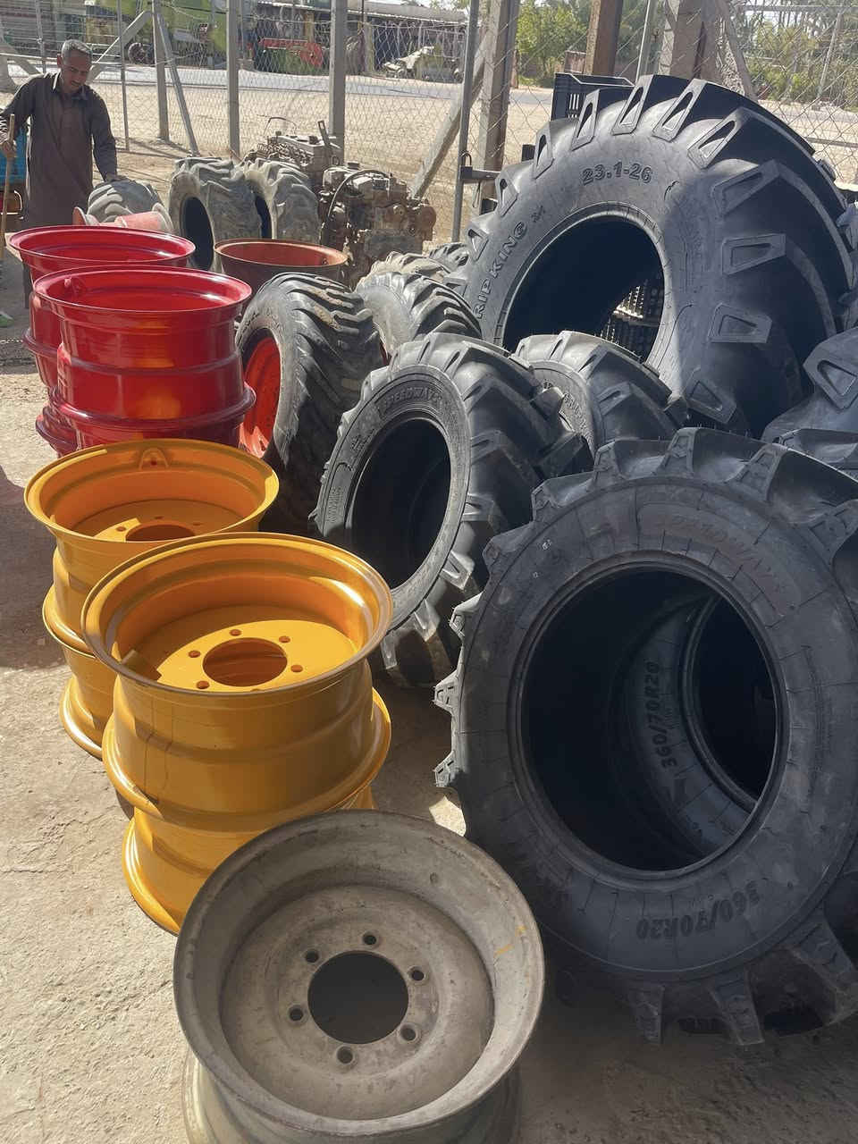 تم وصول وجبه من التايرات 26  )( 20 ) (18 )إلى محل السعبري العنوان نجف العباسيه قرب نهر الفتحي 
***********
