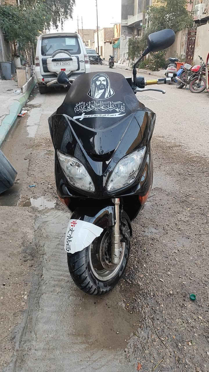 السلام عليكم فورزه 08 للبيع الدراجه ما مفتوحه مكينه كلجات خير من الله كشره كدام عينك كله جديد ب 800 و بيه مجال ***********
