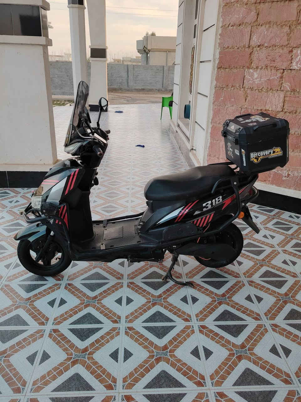 دراجه شحن حجم 318
بطاريات حجم بطاريه 32 امبير 
دراجه نظيفه وخير، من الله كلشي بيه شغال 
كهربائيات كله شغاله 
مستخدمه شهر واحد فقط 
السعر 650 وبيه مجال ه‍  ***********
