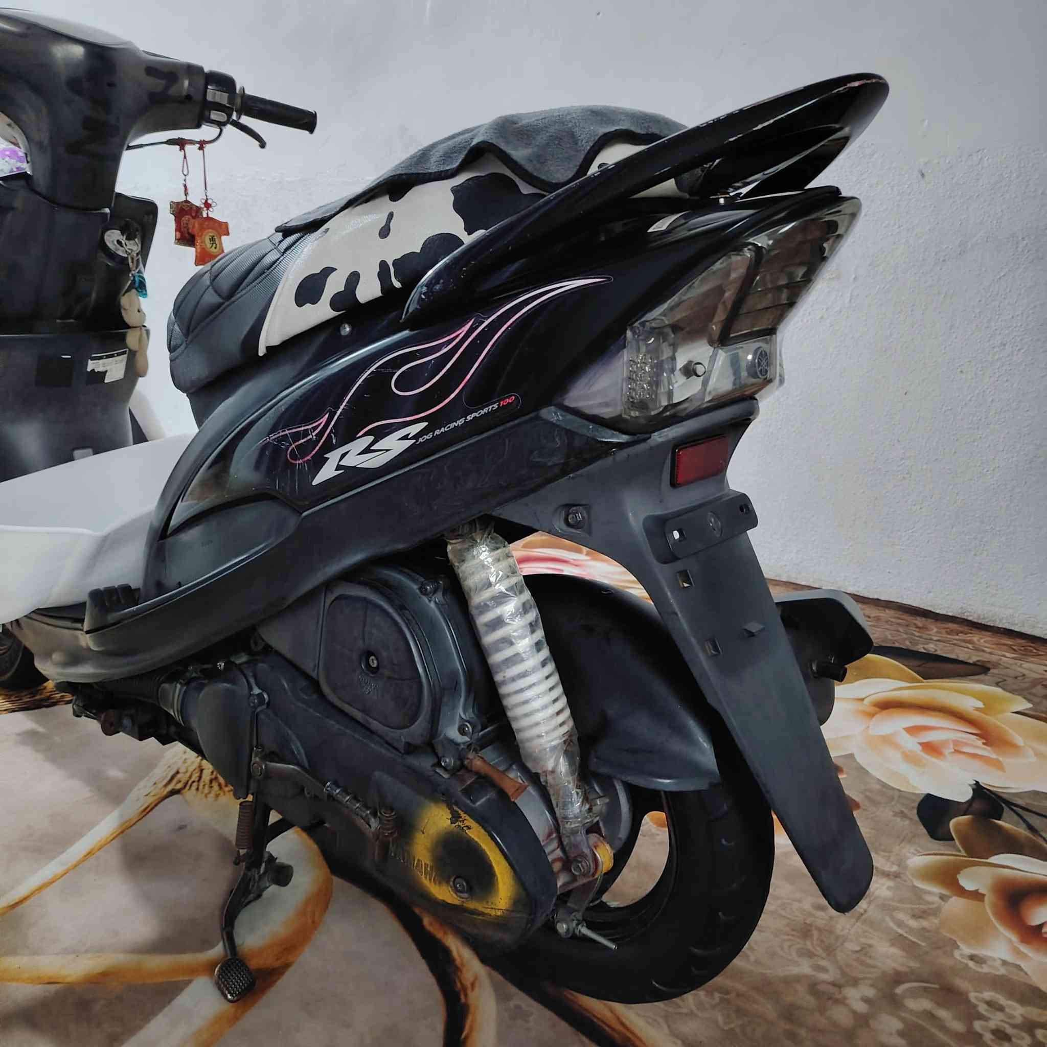 سلام عليكم دراجه ماكس عدله كفاله عامه مكينه وكفر السعر سبعميه وخمسين وبيهه مجال ***********
