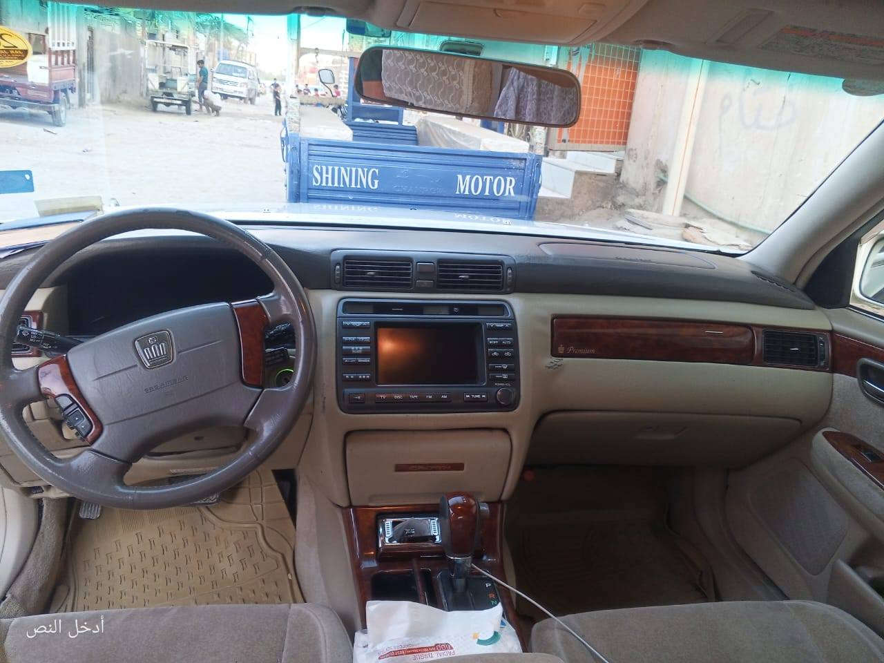 من رخصت مدير الكروب المحترم للبيع ملكه ابيض صدفي اربع دكم فول عده الفتحه2003 اصل تحويرعارف العيساوي  تحويل ثاني يوم السعر 150وبيها مجال تفاصيل اكثر اتصل وتاخذ عيوني ***********
