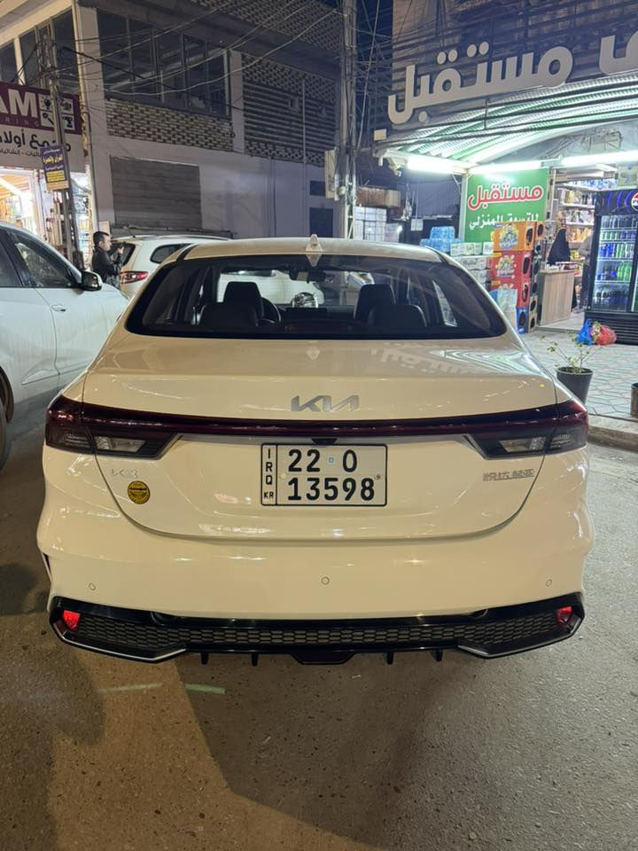 سلام عليكم 
سيارتو k3 موديل ٢٠٢٤
السيارة كفاله عامه عده قطعه وحده صبغ والباقي كفاله من كلشي 
السياره نضيفه وماشيه ١٢ الف بس 
مواصفات :-
 فتحه
بصمه حساس امامي خلفي
كامره 
شاشه 
اوتو هولد (توقف ذكي)
اربع وضعيات قياده 
مانع انزلاق
ترحيب
مري شفط
تحكم لايت كهرباء
اشاير مري
لدات
السياره رقم اربيل وبسم شركه رقم الدولي الجديد هزه وسنويه 
***********
