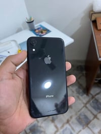آيفون XR ١٢٨ • بطارية ٧٦٪ • كربلاء