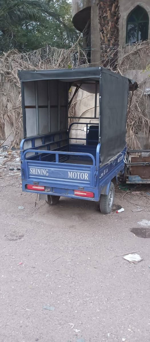 اسلام عليكم صقر 23
اوراق اصولي سنويه 
سعره مليون عنوانه باب معظم 
*********** محرك جديد خير من الله وبيه مجال حك الجيه
