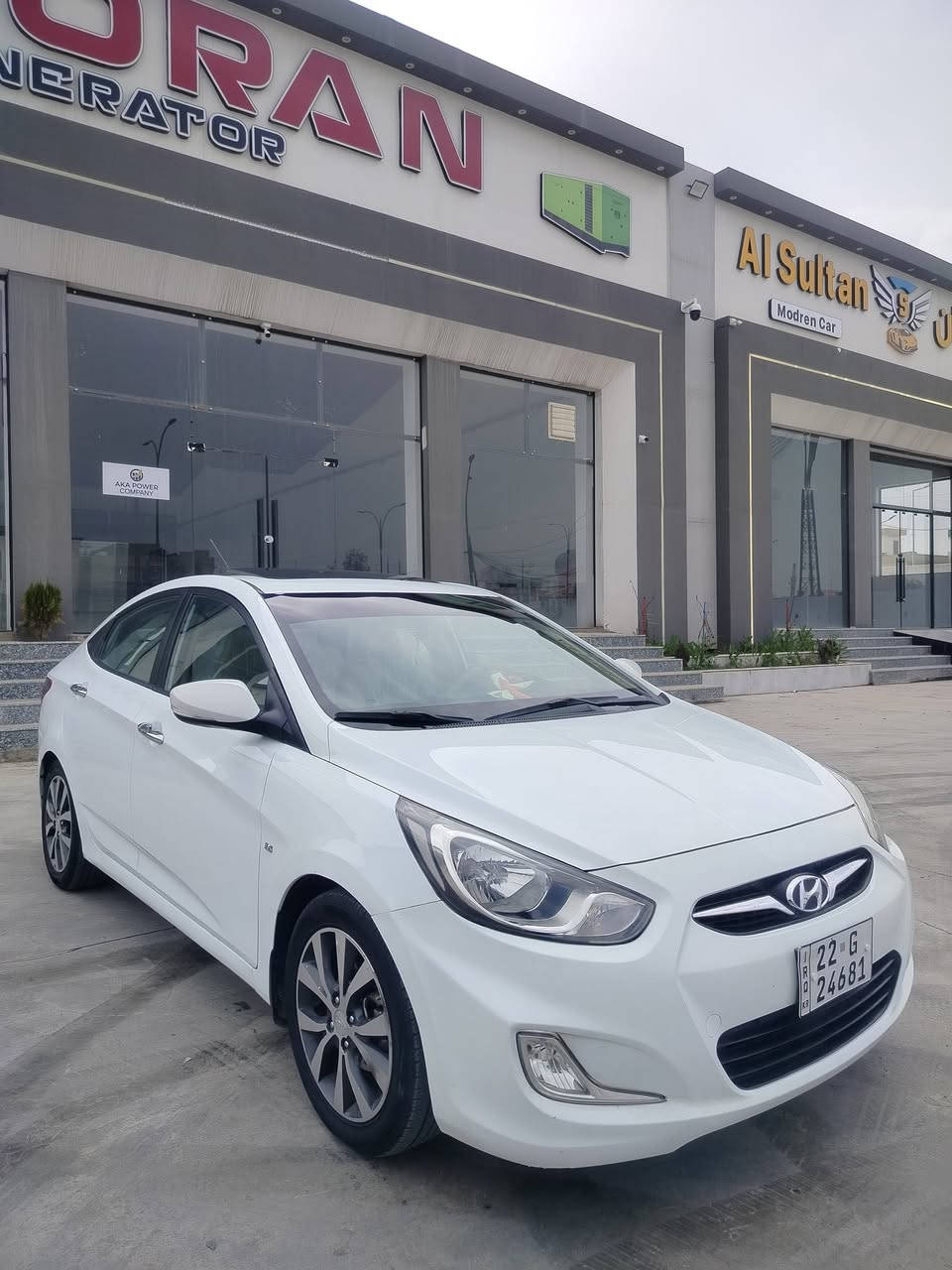 للبيع أو مراوس
سعر 105$ بلااش 
هيونداي اكسنت موديل 2012 وارد كوري 
ماشية 160 كيلو متر حقيقي 
محرك 4 سلندر حجم 1600 دوش بشرط
طخم تاير جديد طخم السياره نظيف 
رقم اربيل دولي رقم وهزة وسنويه جديد پأسمي شرط التحويل
🚫 السياره بدون ضرر أو قطره صبغ بشرط بيها كارتين فقط 
مواصفات فول معروفه  
سلايت 
نظاام ايكو ECO
تحكمات ستيرن 
اشاير بل مري 
4 دسك 
5 تكوات 
ويل كرووم 
سياره جديده وجاهزة من كلشي شرط دينار ما تصرف عليها 
موصل الايسر 
***********
***********
