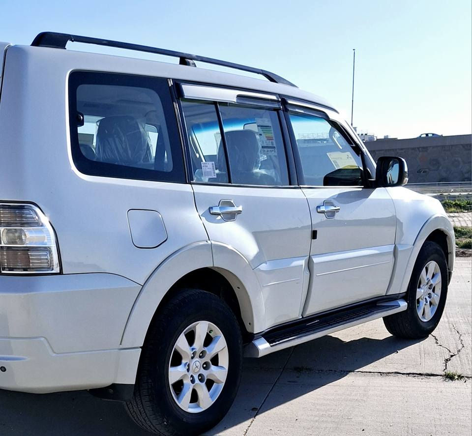 من رخصت مدير الكروب المحترم السلام عليكم باجيرو  ٢٠١٠ حبتور وارد خليجي رقم بغداد تحويل مباشر مكفوله كفاله عامه بدون صبغ بدون تبديل مكينه  ٣٥٠٠ المرغوبه السياره فول مواصفات كراسي جلد كهرباء دمام خلفي فتحه سقف ثلاجه بالفرس شاشه كامره خلفيه مرايات شفط اشاره وترحيب تحكم استيرن ثلاث جهات زراكات لايت  تبريد ثلاث قطع سبعه راكب داخل عسلي صاج  كير مكينه شرط مامفتوحات صدر أمامي وخلفي جديد تخم تاير تبريد ثلج السعر   ١٣٤   بيهه مجال الاتصال   *********** مكان بغداد بغداد, العراق
