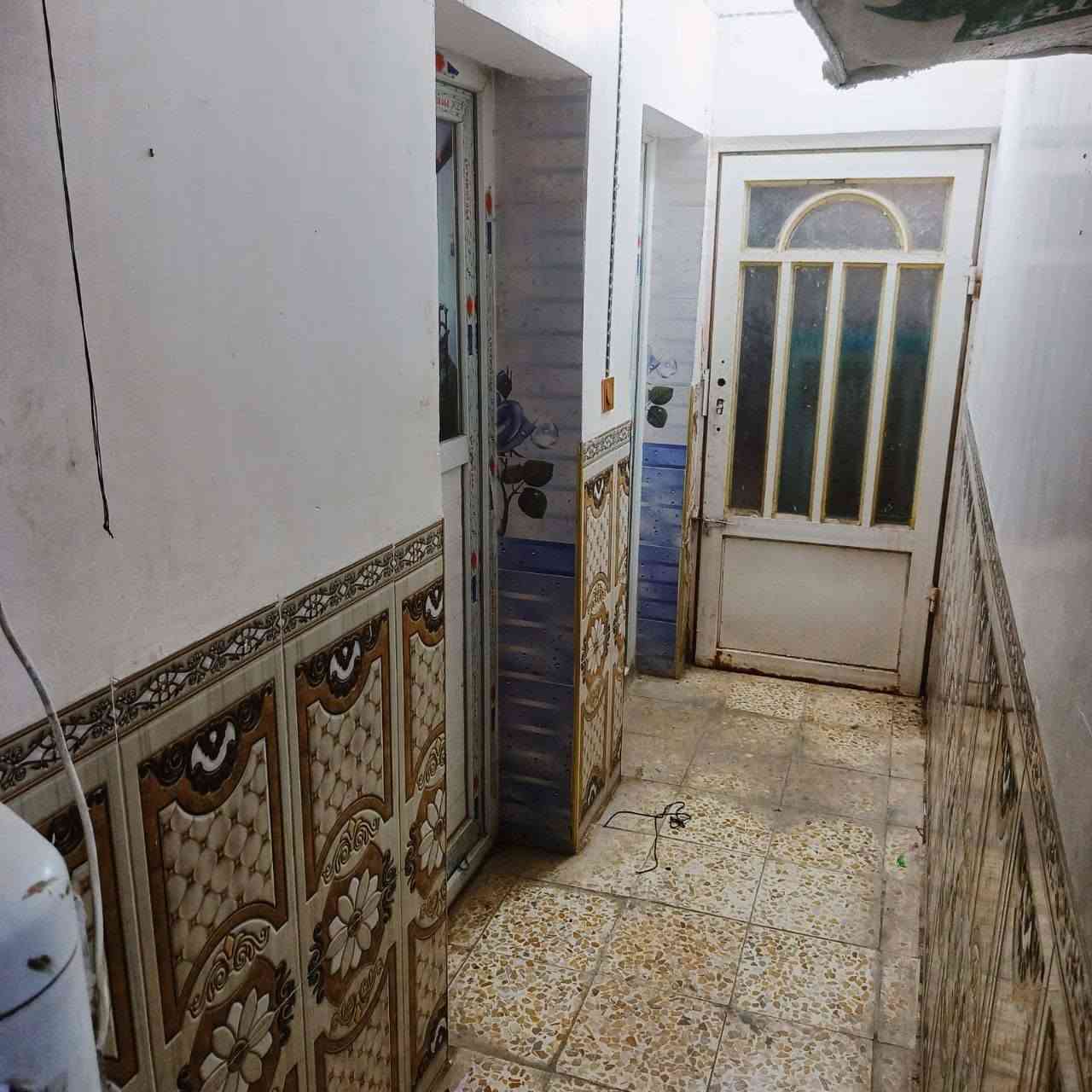 متوفر بيت رهن سراميك وسقوف ثانوية والبيت نظيف من جوه بسعر 15 المكان السهلة شارع معمل الدبس السهيلية الثانية للاستفسار واتساب ***********
