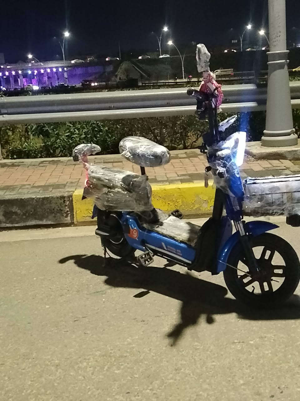 سلام عليكم ماطور شحن لبيع حجم ١٤
التواصل عل رقم ***********
