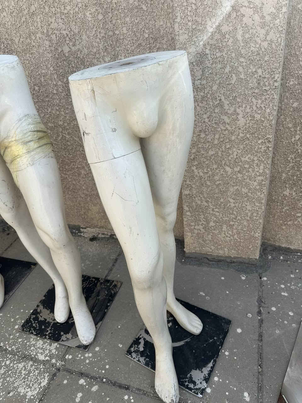 كلهن سعر القطعه/5الف شلعه كامل والصدر 11 قطعه بدون اضرار نفس البصوره /***********
