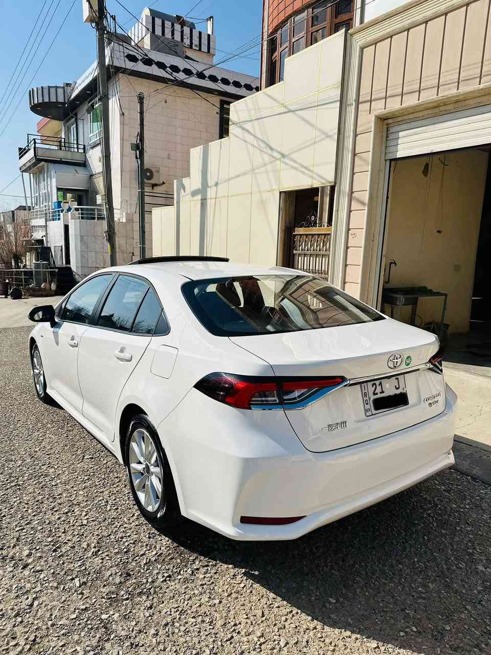 توێتا کرۆلا 2025 فول مواسەفات hev تەنها 8هەزار کم رۆشتووە هەموو گیانی بە شەرت خاڵی پێوە نییە بە ناوی خۆمەوەیە ***********.
