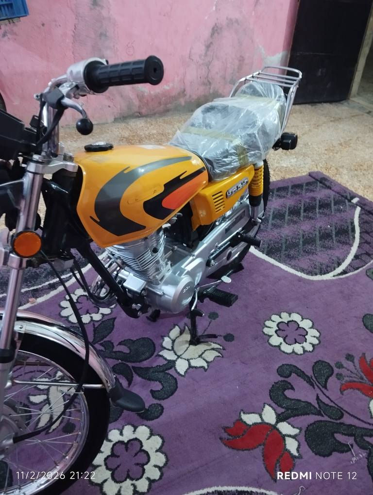 سلام عليكم دراجه للبيع تعمير بدون محرك مفتوح 
السعر 700وبيه مجال 
العنوان الكحلاء المجر الكعبي, ميسان


**إذا كنت صاحب هذا الإعلان وتريد حذفه لأي سبب، رجاءا أرسل رسالة إلى الدعم الفني**