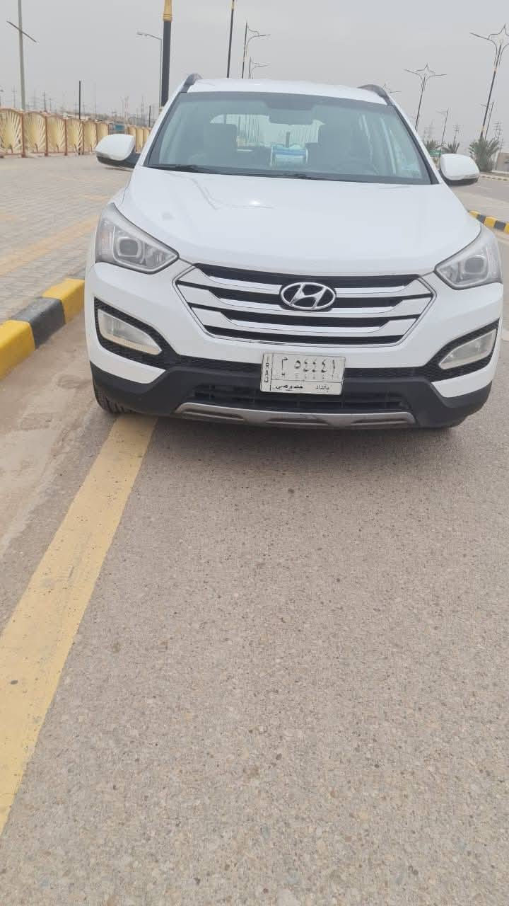 سنتافيا موديل 2015  رقم بغداد بسمي مكفوله مواصفات عاديه محرك اربعه  سياره في العماره اتصل ***********
