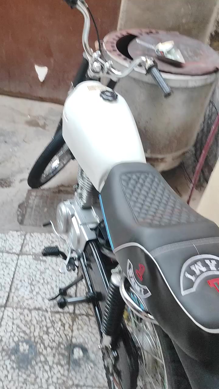 سلام عليكم شباب دراجة سكنر البيع تعمير هتوهه معمره محرك شلامجه برغي مامفتوح سعر 550 مكاني نجف


**إذا كنت صاحب هذا الإعلان وتريد حذفه لأي سبب، رجاءا أرسل رسالة إلى الدعم الفني**