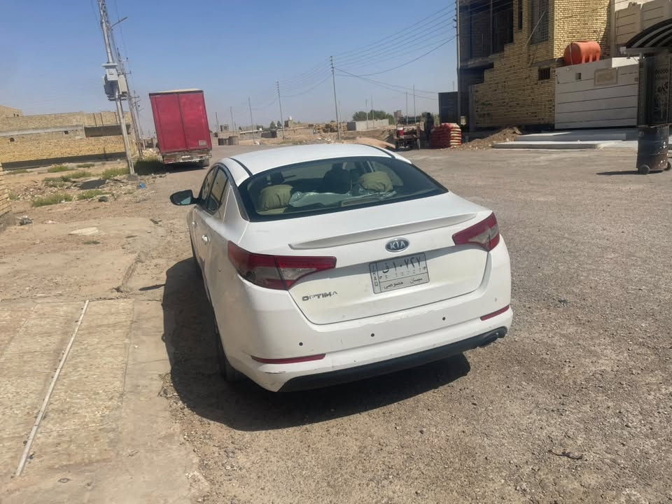 سلام عليكم اوبتيمه 11خليجي مكينه 200سياره جاهزه بيهه 3 قطع صبغ ***********

