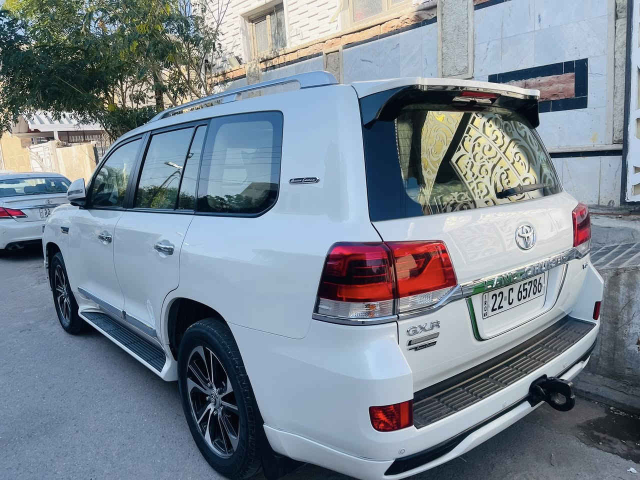 لاندكروز 2020 رقم اربيل  GX.R  بأسمي 
السيارة جديدة كارتون كفالة عامة من كلشي
محرك 6 سلندر  V6 
كشنات كهرباء 
شاشات خلفية  
 بصمة تشغيل 
فتحة سقف 
سبايدر 
حساسات 
انظمة قيادة

السعر 505$  ورقة  وماكو هيج اسعار بالسوك 
والسيارة نظيفة وجديدة بمعنى الكلمة 
استخدام شخصي 

العنوان كربلاء  المقدسة  
***********

