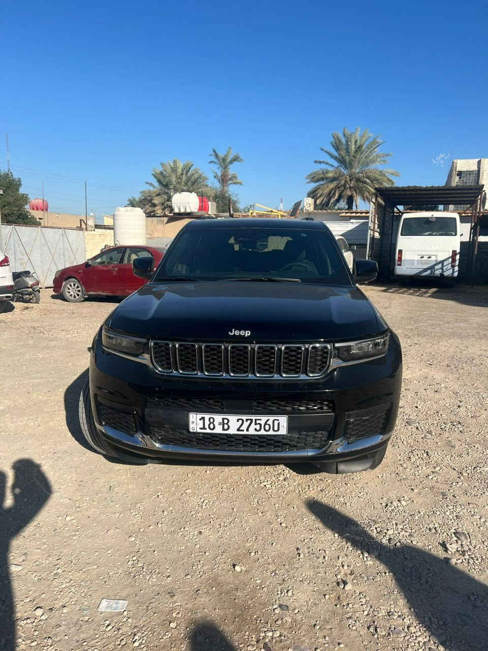 🚗 للبيع – Jeep Grand Cherokee L 2025 – فئة Laredo X
📌 الموديل: 2025

📌 رقم الشاصي (VIN): 1C4RJJAG6S8642961

📌 اللون: أسود

📌 عدد المقاعد: 7 ركاب (3 صفوف)

📌 العداد: حوالي 1700كم وقابل لزياده

محرك 3.6 لتر V6 Pentastar

قوة تقريباً 293 حصان

ناقل حركة أوتوماتيك 8 سرعات

شاشة لمس وسطية كبيرة

Apple CarPlay & Android Auto

بلوتوث + USB

تحكم من المقود

مثبت سرعة

تكييف أوتوماتيكي متعدد المناطق

كاميرا خلفية

حساسات ركن

وسائد هوائية متعددة

فتحة سقف

مقعد السايق كهرباء

نظام ثبات إلكتروني 

السعر ٣٦٠

داخله جديد عله كتاب شهداء ومرقم وجاهز

التواصل خاص او على الرقم ***********

