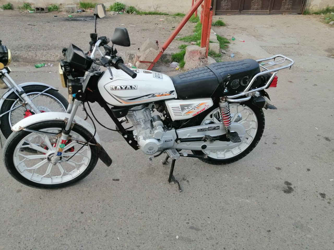 سلام عليكم
دراجه خمسه كير موديل 23محرك كبس مامفتوح كهربايات كامله دراجه عل بلاد تشغيل عن بعد السعر525 بي مجال للشراي، ***********مكان كركوك
