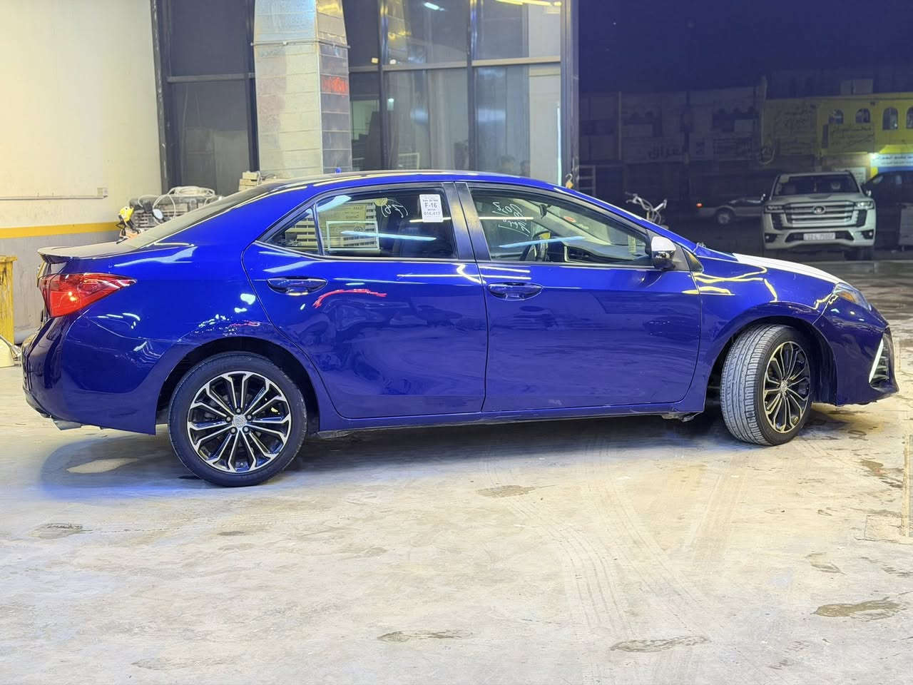 كورلا 2017 se.          حادثها جاملغ خلفي وبنيد
مواصفاته معروف.  كير جديد مال حاويه 
محرك مكفول لا تنقيص ولا شي دهن ميتاسو 
تخم تاير ويل كب 
صدر امامي خلفي ودرام شفت 
 كامله مكمله 
سنويه بسمي 2025 جديدة سلمانية 
شرط تحويل 
شفتات + حساسات 
دشبول ولا قلوب مشتغل 
صيانه كامله للمحرك نوزلات وبلاكات 

السعر 127 وبيها مجال.   ما اتعامل بالتلفون تجي بيك خير وتدلل.الاتصال .***********

مكانها ديالى بعقوبة
