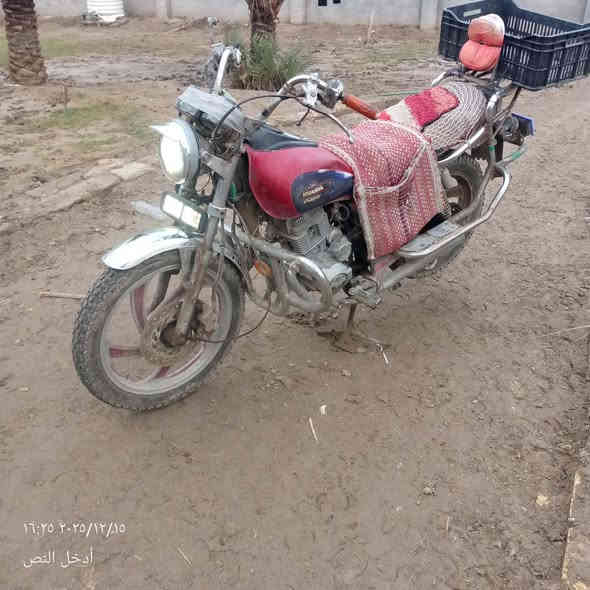 سلام عليكم دراجه للبيع جوندا موديل ١٣وراق مكان دبله خارج السعر ٤٠٠ وبيها مجال قليل ***********
