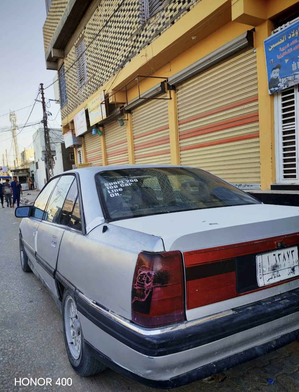 السلام عليكم 
اوبل اوميكا موديل 1991  مكينة طابوگة جديدة وكير نظيف
محرك 2000 كير عادي (كير عادي) 
سنوية ساقطة بال2019 
رقمها بابل راعيها بالحلة اخذك واداورلكياها (مكاني نجف) 
مابيها نقص بالاشياء الاساسية كاملة وجاهزة  نواقصها بسيطة وتلحيضات خفيفة 
السعر 21$ ورقة وبيها مجال بعد المعاينة والاقتناع  النجف-حي الشرطة 
***********
