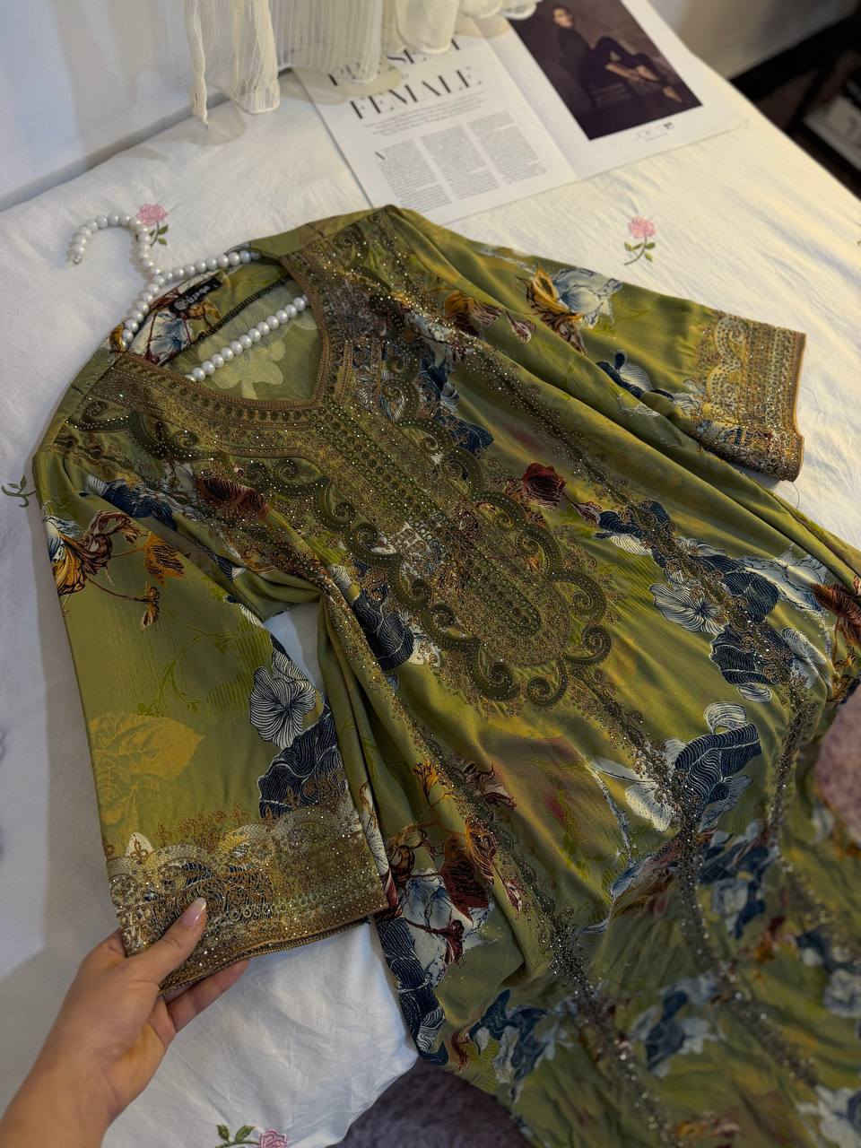 "إذا عجبج لا تتأخرين… الكمية تخلص بسرعة 🔥"😍
مخور كشمير كابوي مطاط ميشيل بالغسل 💯 هالمره كشمير بارد وانيق
القياسات l.. Xl.. 2xl

أسعار التوصيل....

. داخل الكوت 2,000
. اقضيه ونواحي 4,000
. بغداد وجميع المحافظات 5,000
#مخور #كويتيات #اكسبلور #هاشتاق #ترند


**إذا كنت صاحب هذا الإعلان وتريد حذفه لأي سبب، رجاءا أرسل رسالة إلى الدعم الفني**