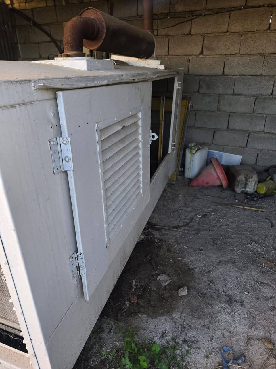 #من رخصت الادمن 
سلام عليكم شباب مولده 6 سلندر ٥٠ كيفي ٢٠٠ امبير بلادي جاهزه للتشغيل اي نقص مابيها وخير من الله عنوان بغداد التاجي ٢٤ ابو عظام للاستفسار ***********
