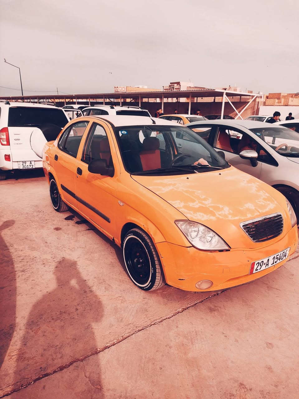 سلام عليكم طيبة 15 للبيع رقمها  واسط باأسمي تحويل ثاني يوم لاصبغ ولاتبديل كير مكفول مكينة بيها بخار بيها خياسات يرادلهن تلكيط عارضها 37 وبيها مجال ***********
