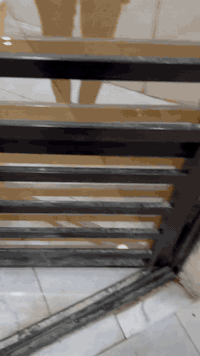 شقة دور ثاني • سكن عوائل • حي الجامعة بغداد