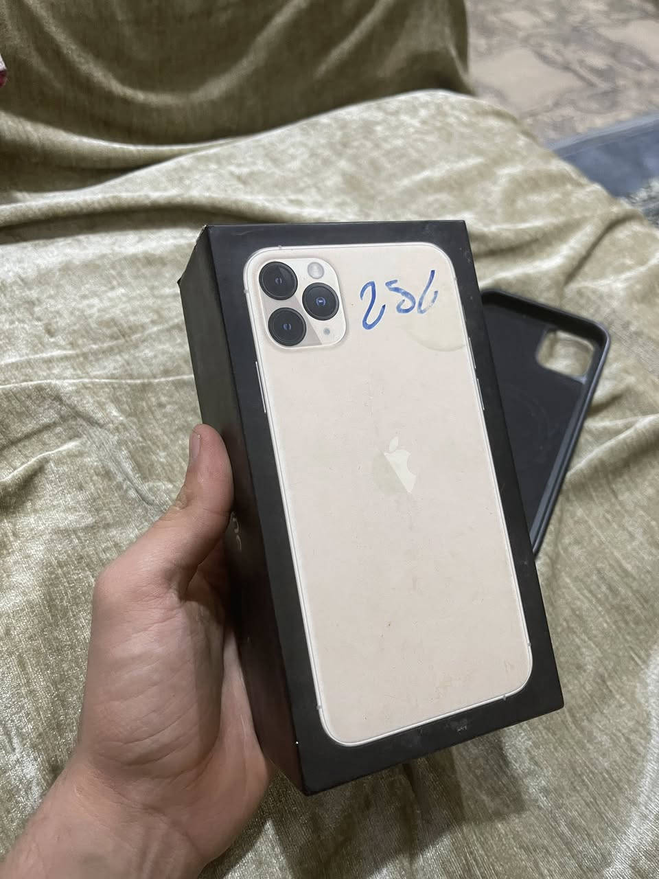 سلام عليكم ايفون11برو ماكس ذاكره256 بطاريه76 مبدل شاشه تفصيخ فيس ايدي شغال شريحه وحده جهاز ملحقاته كارتونه وكفر سعره270 الف كلشي شغال ب جهاز


**إذا كنت صاحب هذا الإعلان وتريد حذفه لأي سبب، رجاءا أرسل رسالة إلى الدعم الفني**