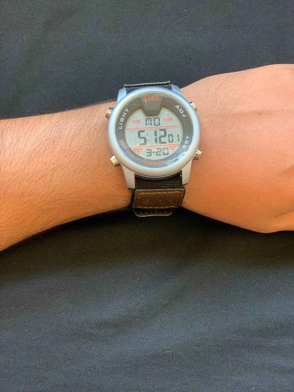 5.11 رقمي 
سعر ١٥ الف 
توصيل بغداد مجاني


**إذا كنت صاحب هذا الإعلان وتريد حذفه لأي سبب، رجاءا أرسل رسالة إلى الدعم الفني**