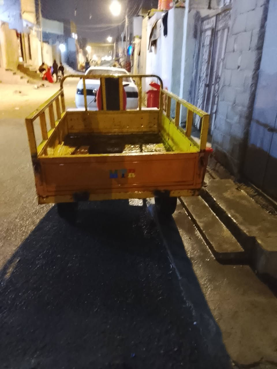 ستوتة البيع متيار موديل 2017 تعمير خمسة وعشرين وراق السعر مليون وستمية وبية مجال  العنوان البصرة الحياني شارع التميم رقمي ***********
